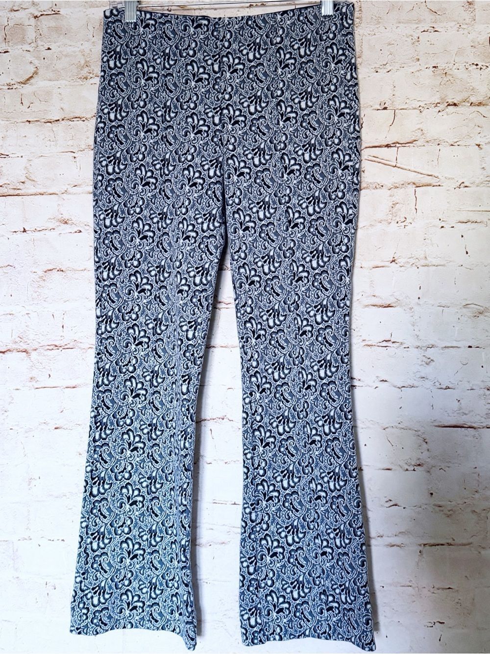 Maeve Anthropologie Margot floral kick flare crop pants
